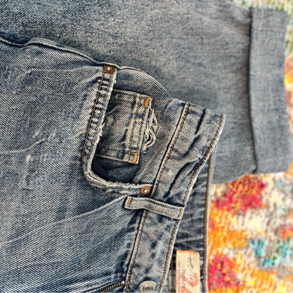 We The Free • Dakota Straight Leg Distressed Jeans - Picture 6 of 15